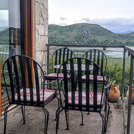 Holiday Home Haustor With Skadar Lake View 포드고리차 외부 사진